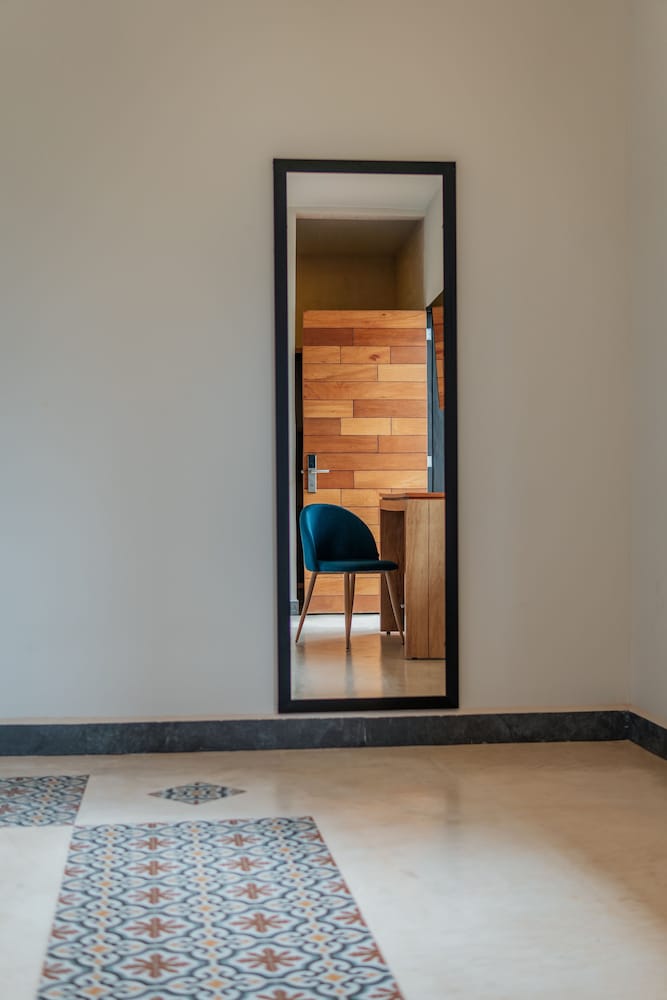 Standard Double Room - Photo 8
