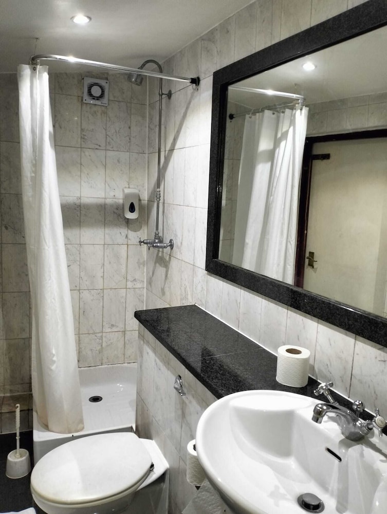 Deluxe Triple Room photo 3