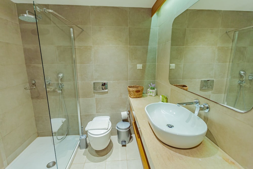 Deluxe Suite, Garden View photo 3