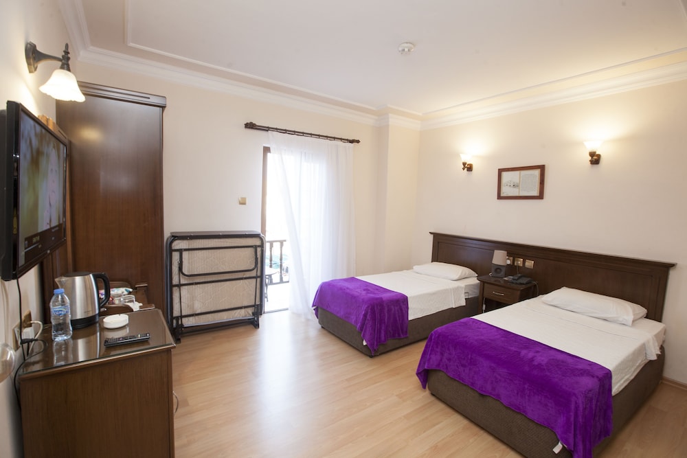 Family Double or Twin Room, 2 Twin Beds photo 1
