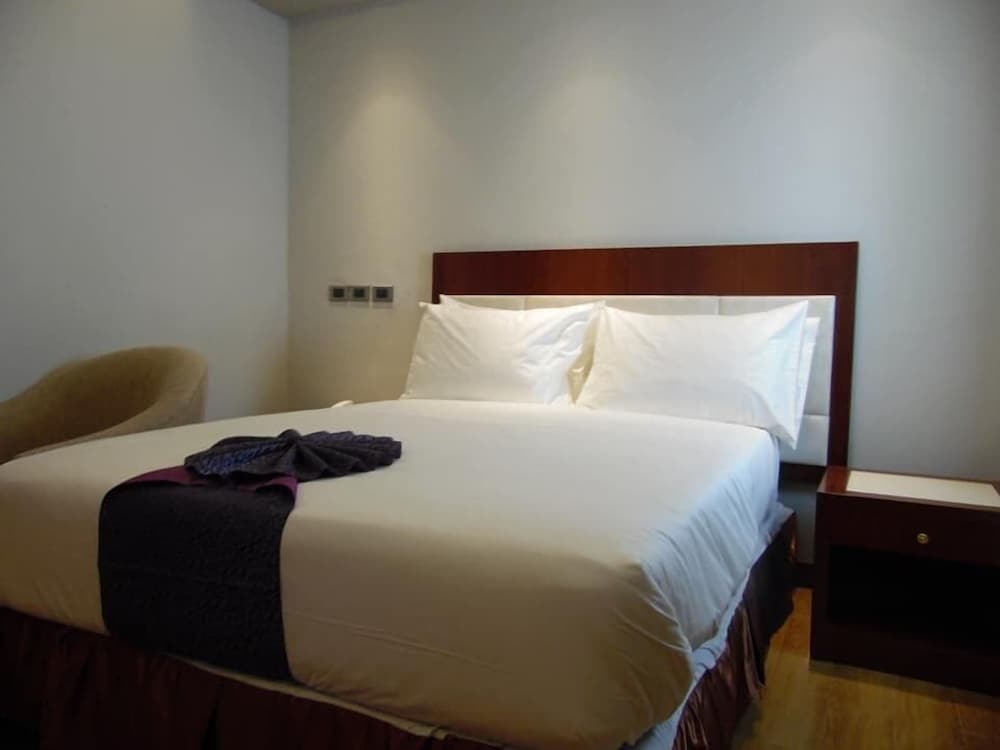 Deluxe Suite, 1 Bedroom, Accessible, Mountain View photo 3