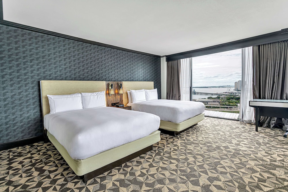 Room, 2 Queen Beds, Bay View