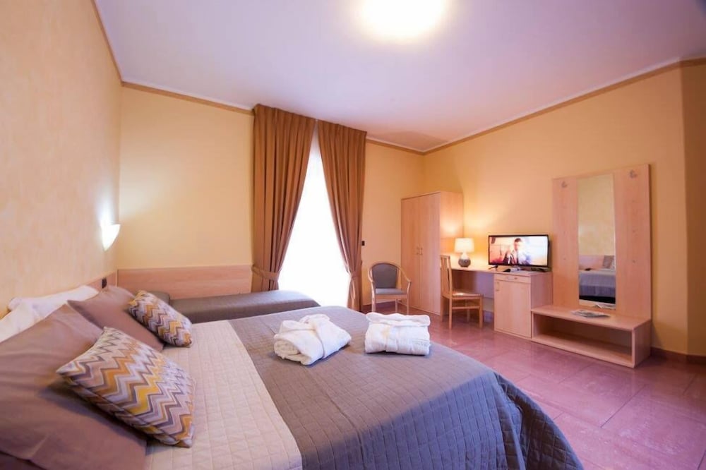 Triple Room photo 1