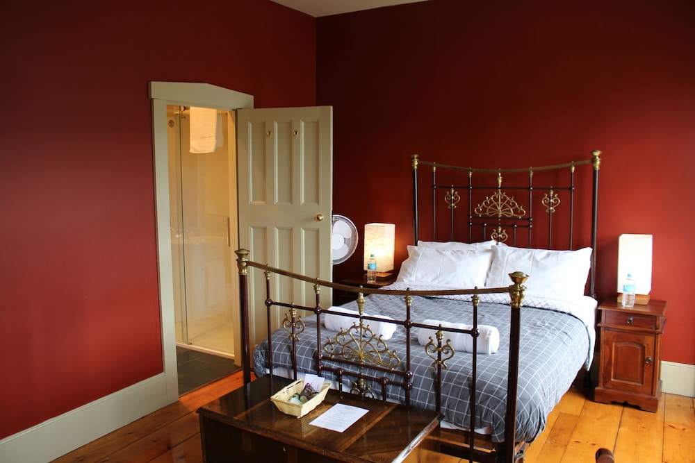 Private Double Master with Ensuite