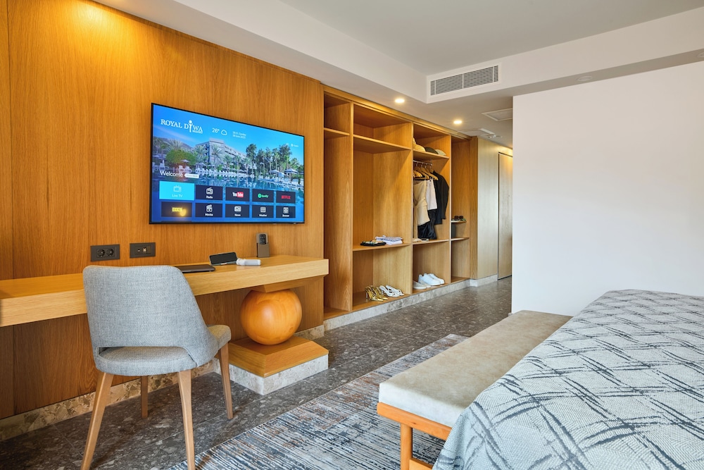 Standard Suite, 2 Double Beds, Connecting Rooms
