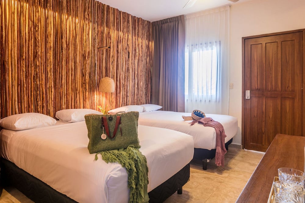 Double Room, 2 Double Beds, Courtyard View