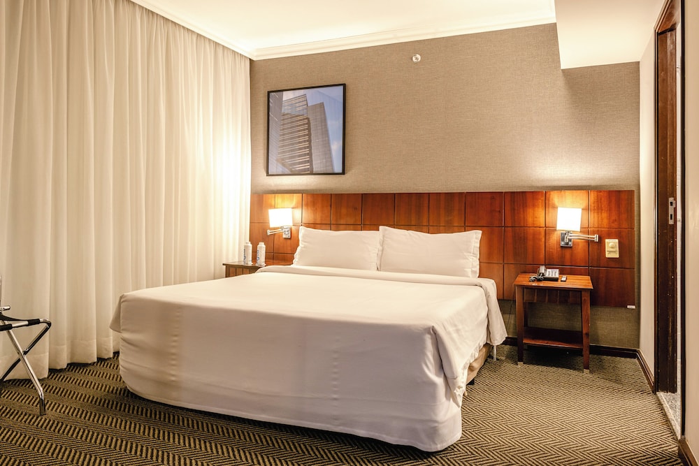 Junior Suite, 1 King Bed - Photo 1