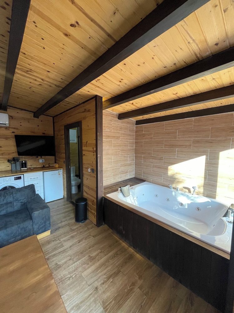 Villa photo 3