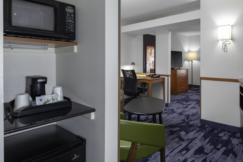 Suite, Multiple Beds - Photo 4