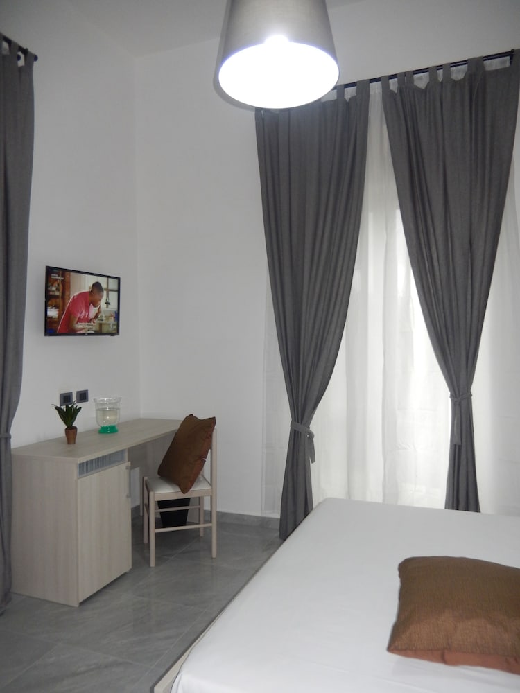 Luxury Double Room, Balcony photo 3