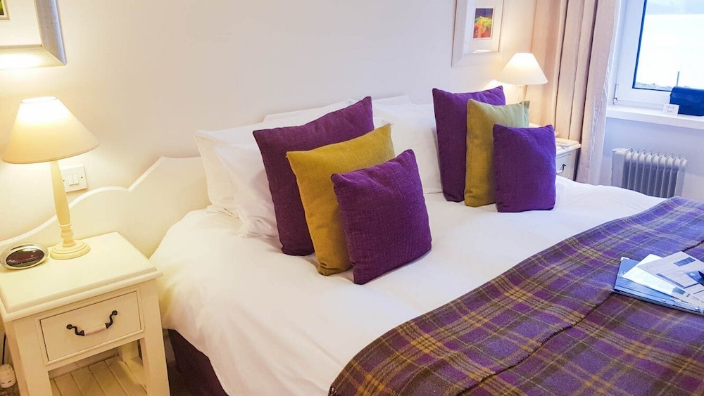 Standard Double or Twin Room - Photo 3