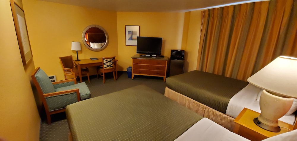 Two Double Executive Beds (No Pets)
