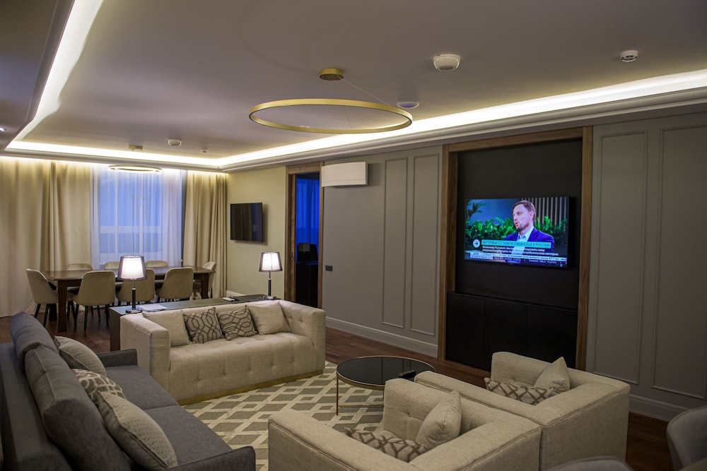 Presidential Suite photo 1