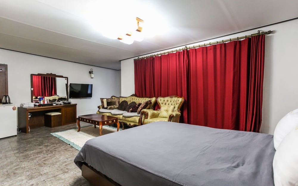 Room (Royal Double (Ocean View)) - Photo 1