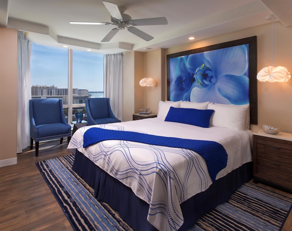Penthouse, 2 Bedrooms (Palm Tower | Gulf View)