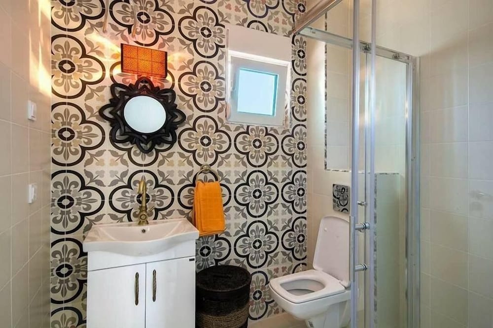 Luxury Apartment, 2 Bedrooms, Jetted Tub (Morocco) photo 2