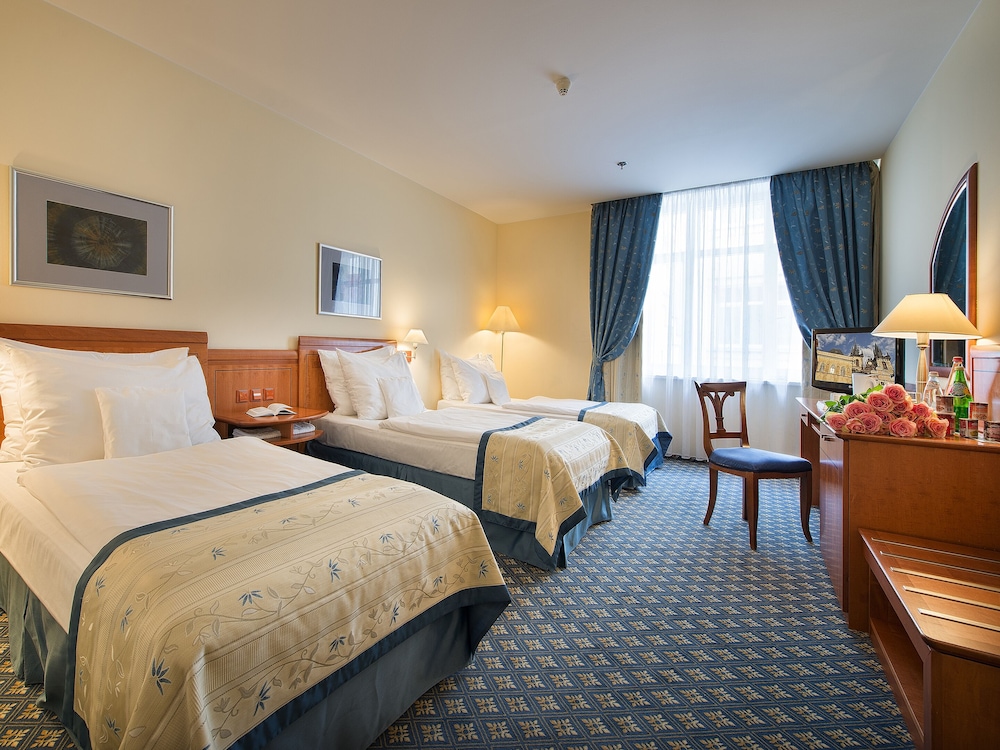 Room, 3 Twin Beds, Non Smoking