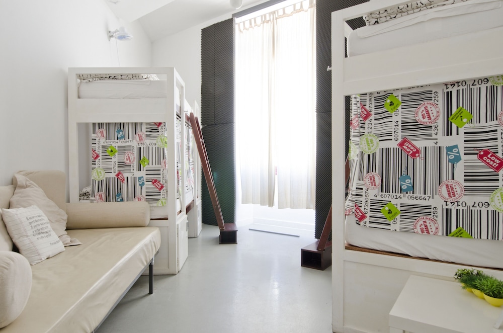 Shared Dormitory, Women only, Private Bathroom (1 Bed in a 4 Bed Dorm) photo 1