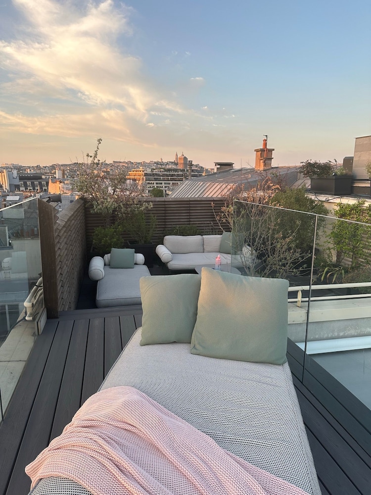 Sky Penthouse photo 2