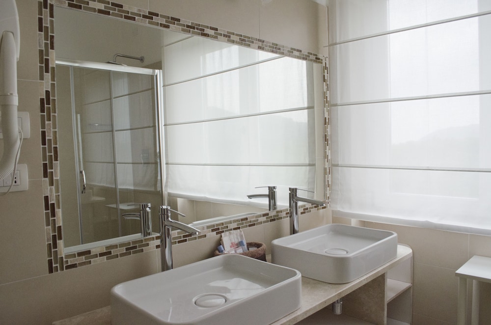 Junior Suite, Sea View - Photo 5