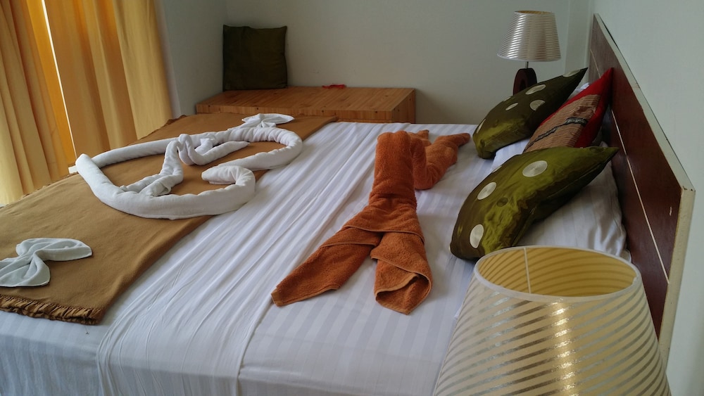 Deluxe Double Or Twin Room, 1 Double Bed photo 3