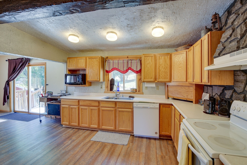 House (2 Bedrooms) photo 2