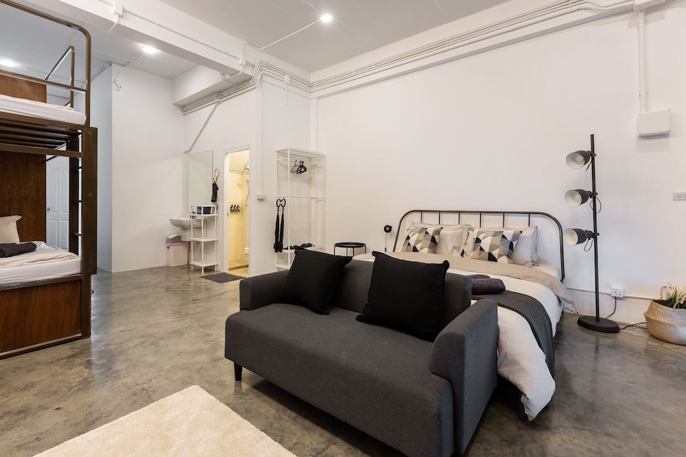 Quadruple Room - Photo 2
