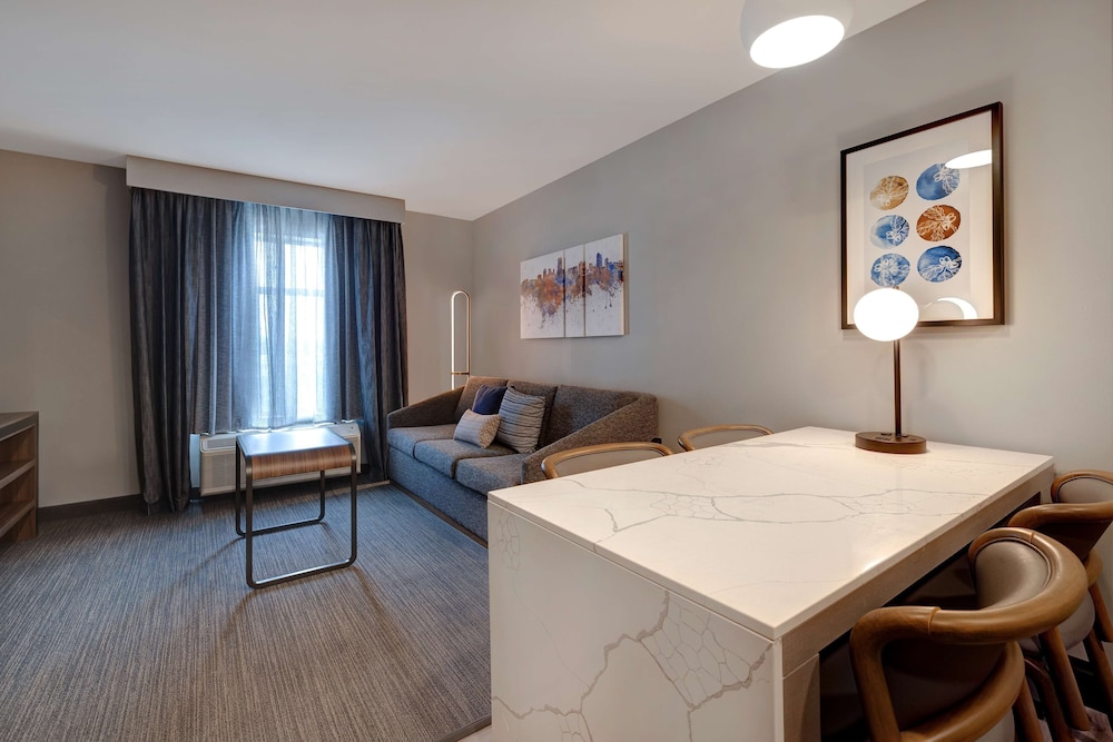 Suite, 1 King Bed, Accessible, Bathtub (Mobility & Hearing) - Photo 2