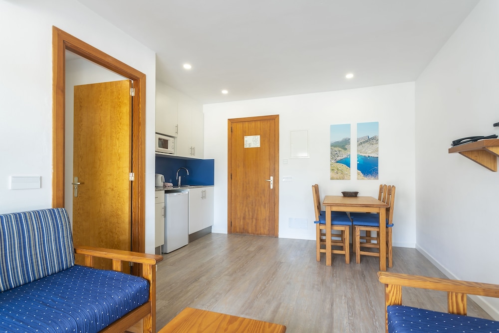 Apartment, 1 Bedroom, Balcony (main hotel building 50m away)