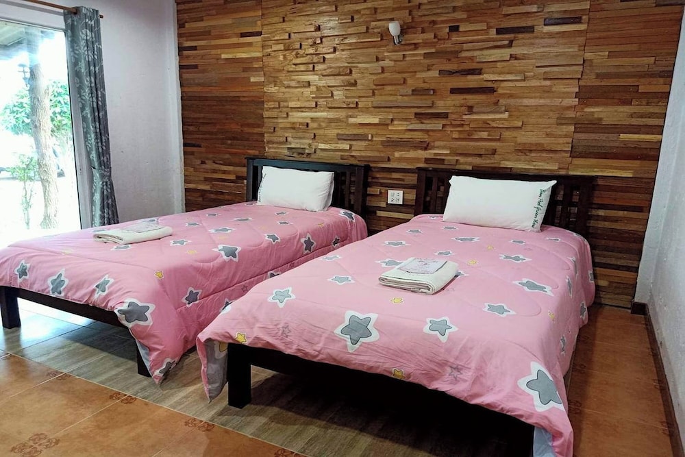Bungalow Twin Room