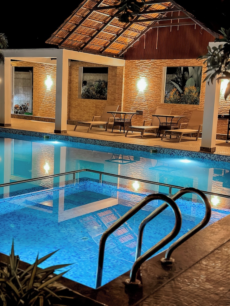 Premium Villa, Pool View photo 3