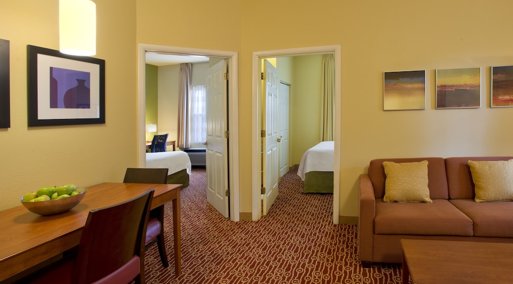 Suite, 2 Queen Beds, Non Smoking photo 2