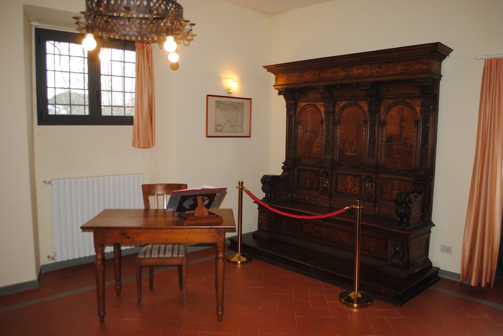 Grand Apartment photo 2