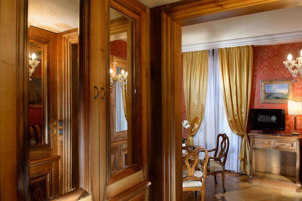Junior Room