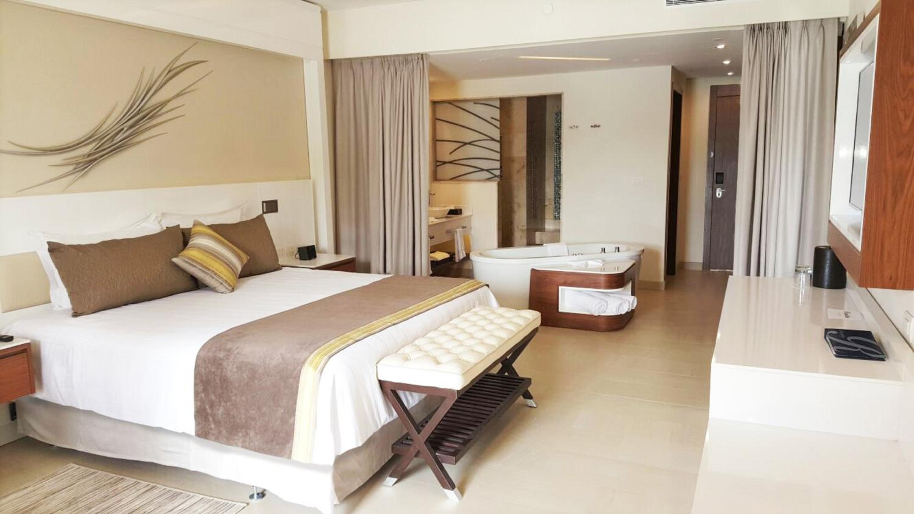 Luxury Family Suite Diamond Club photo 1