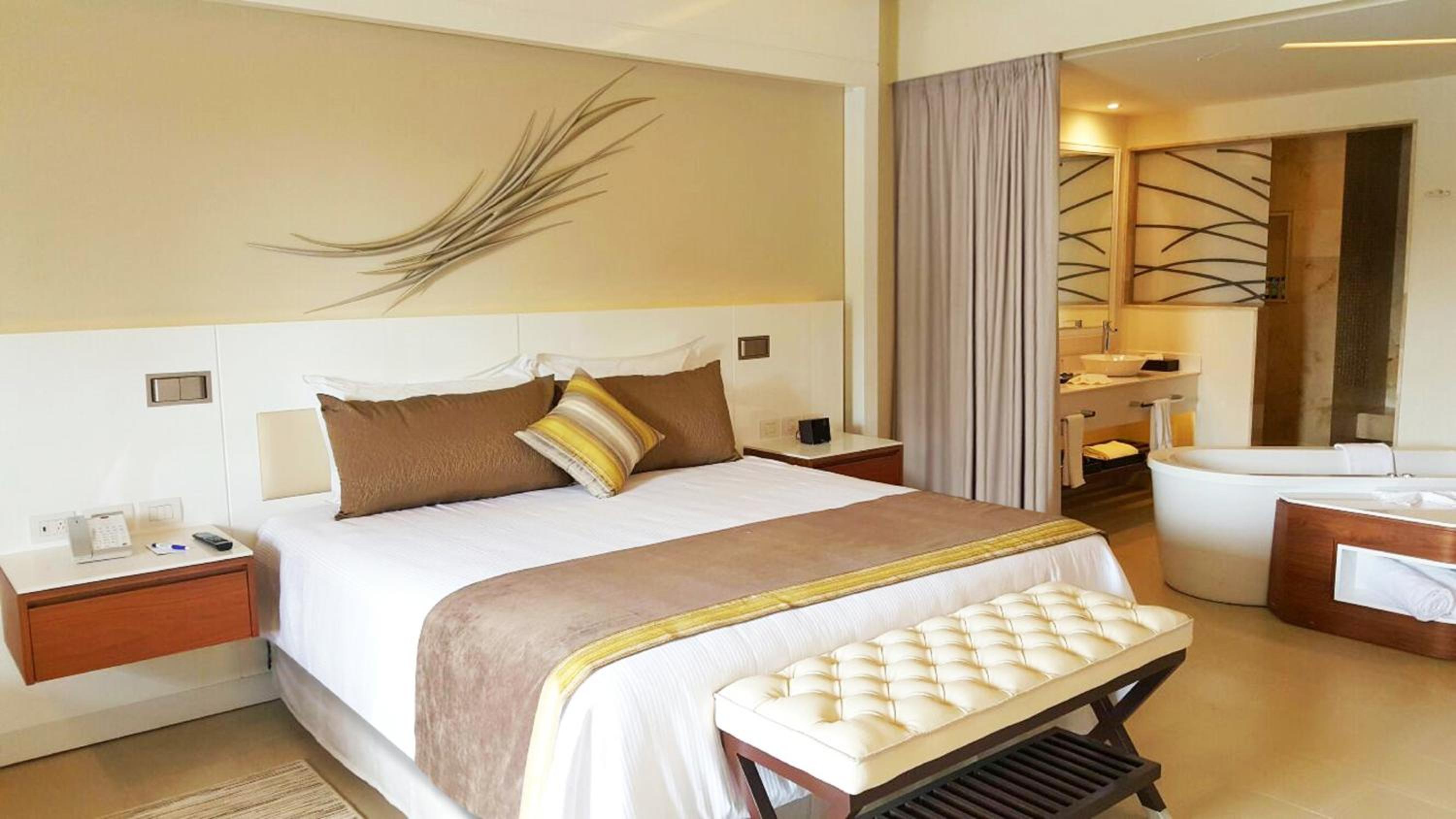 Luxury Family Suite photo 1