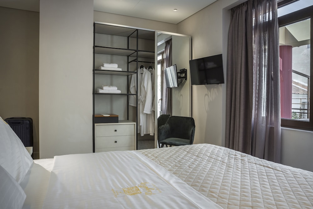 Executive Room photo 2