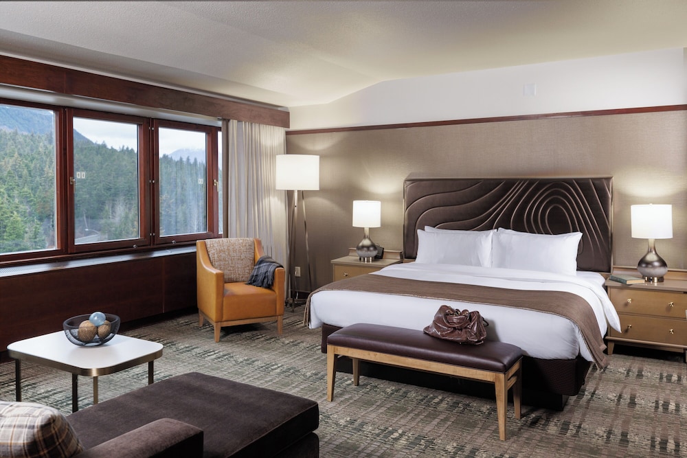 Black Diamond Floor, Executive Suite, 1 King Bed, Non Smoking, Business Lounge Access - Photo 1