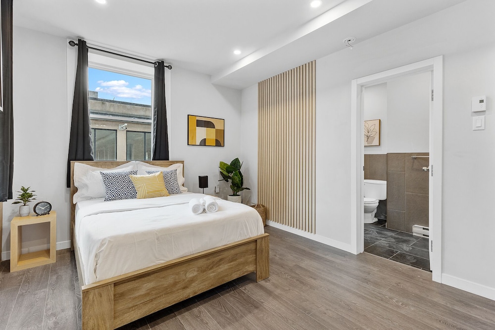 Deluxe Room - Photo 2