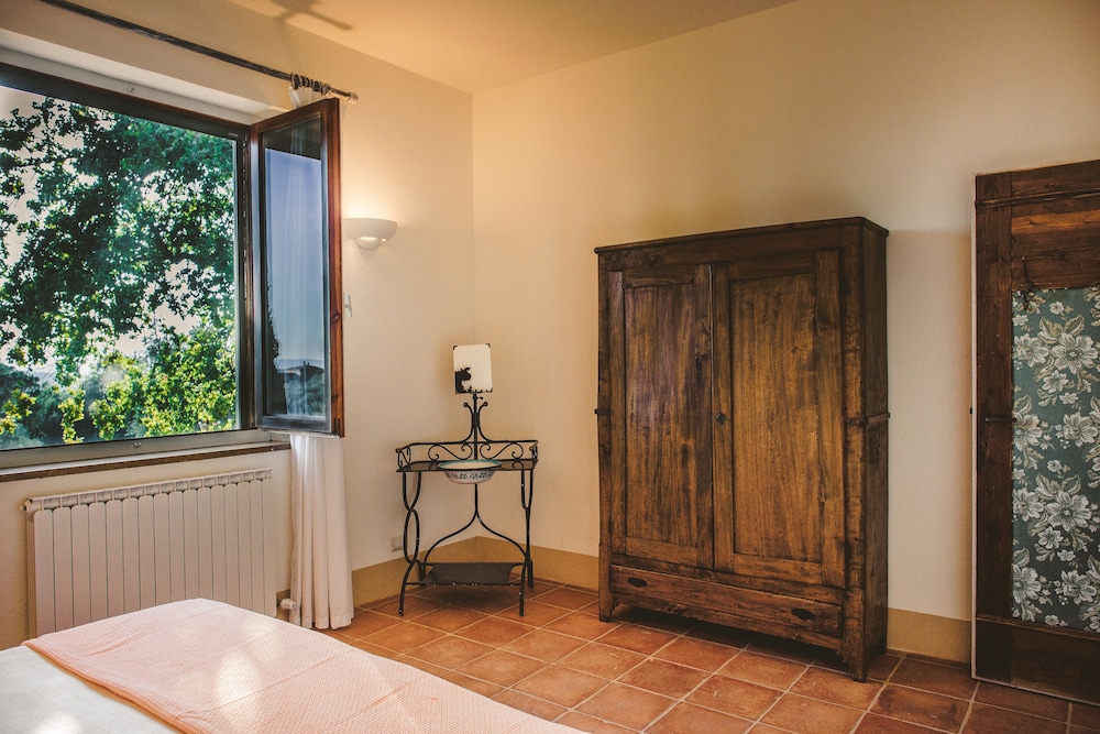 Suite, Vineyard View photo 1