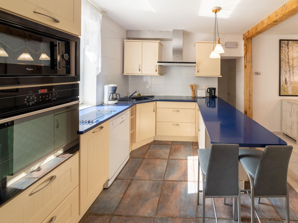 House photo 2