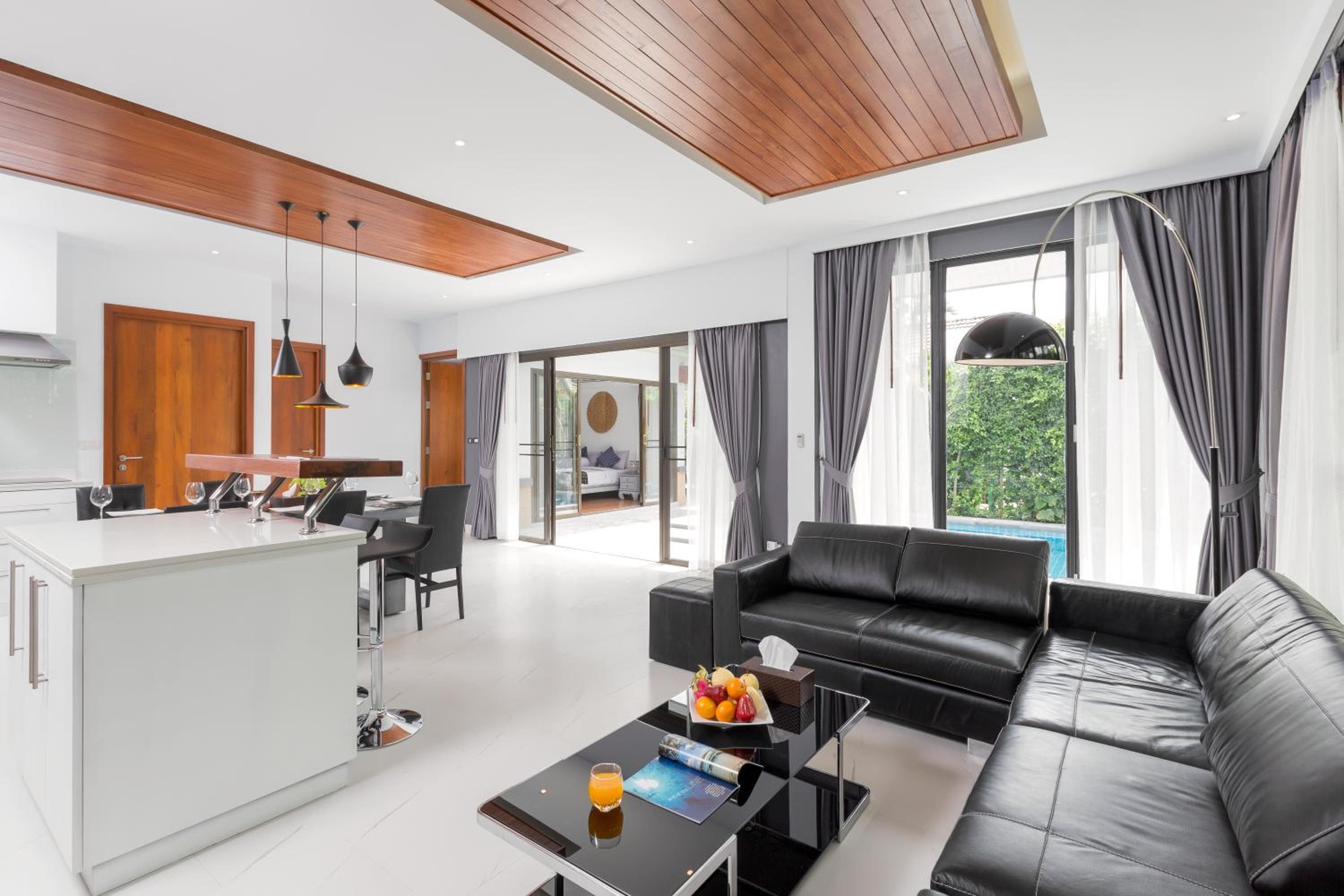 Three-Bedroom Villa photo 3