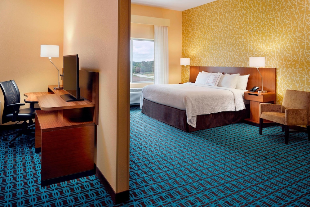 Room, 1 King Bed, Mountain View (Hearing Accessible)