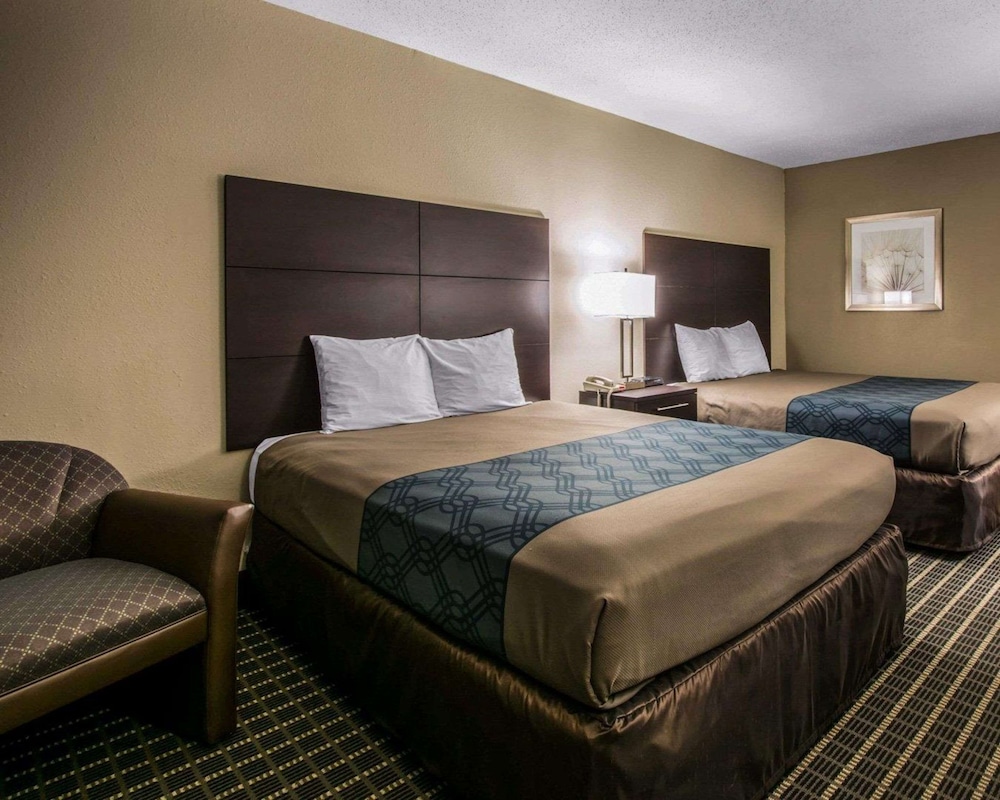 Room, 2 Queen Beds, Smoking