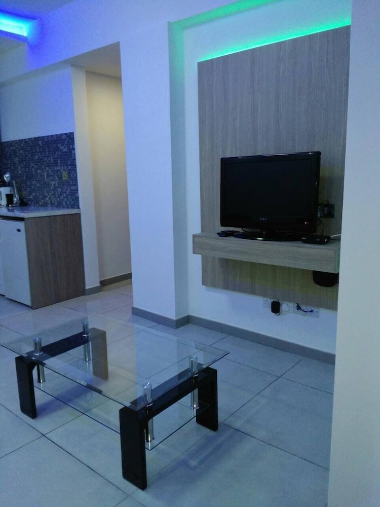 Apartment, 1 Bedroom photo 2