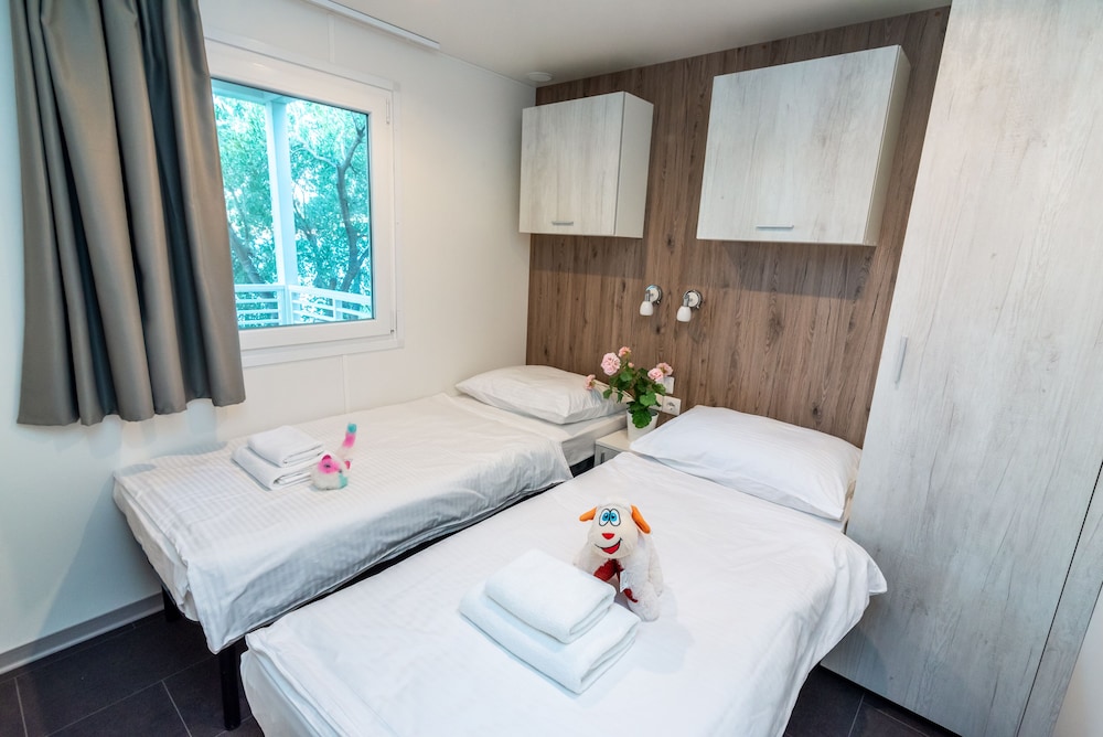 Casa mobile Superior, 2 camere da letto, terrazzo, vista mare (JD/J72)