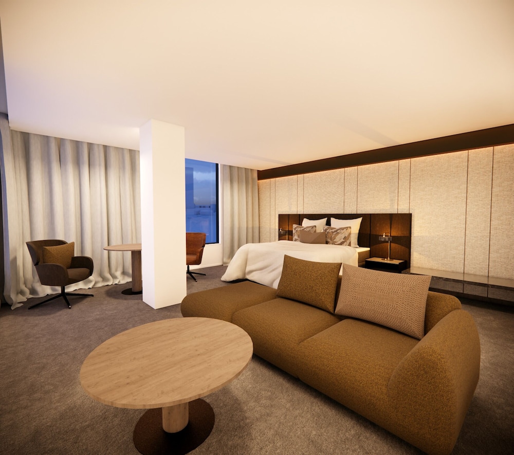 Executive Studio Suite