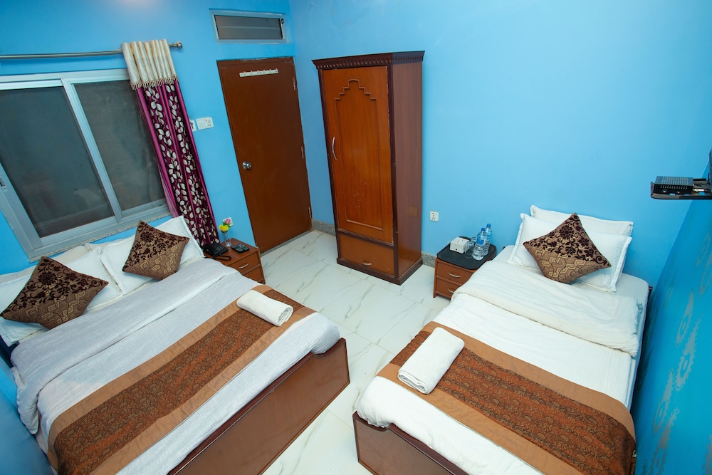 Economy Triple Room, 1 Bedroom photo 1
