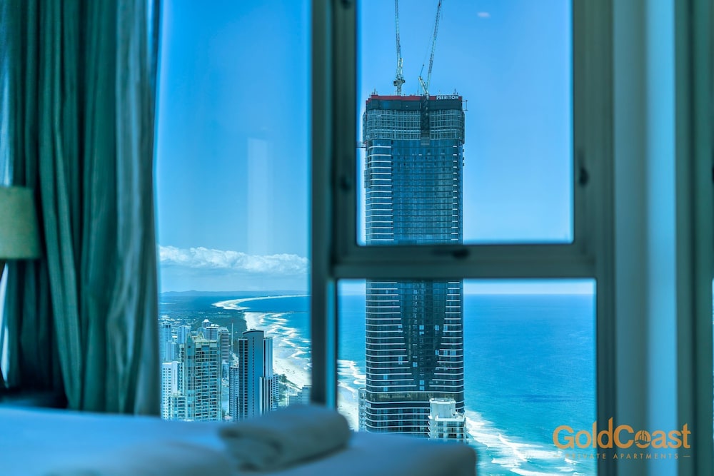 Sub Penthouse 4-Bed 4 Bath Ocean Views photo 3