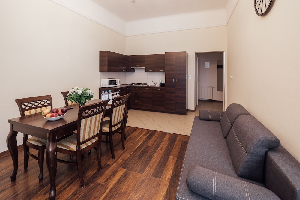 Deluxe Apartment (z balkonem) photo 3